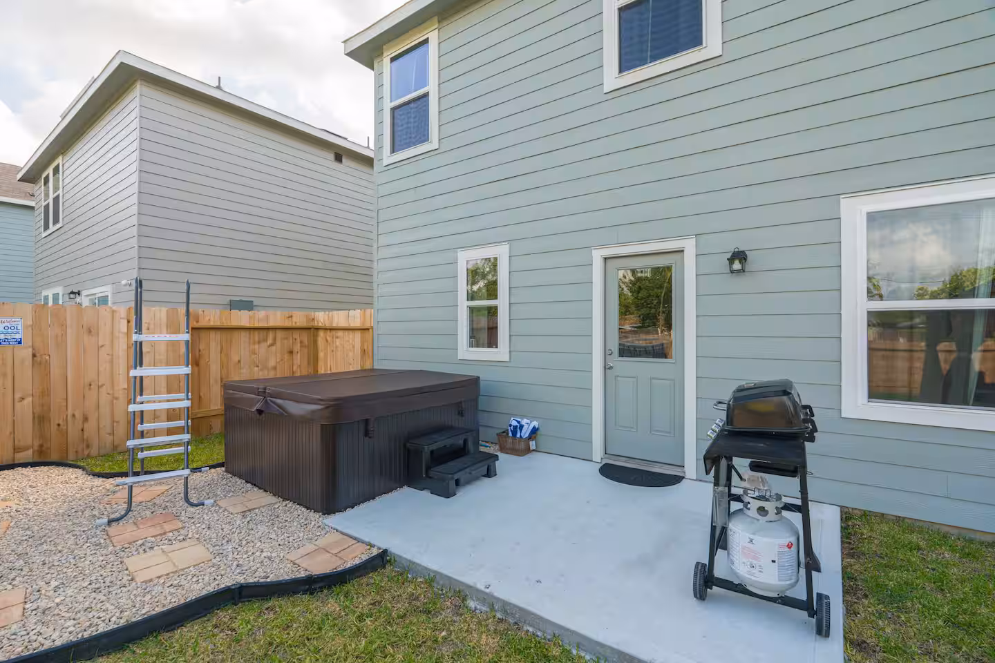 Hot Tub Patio + BBQ